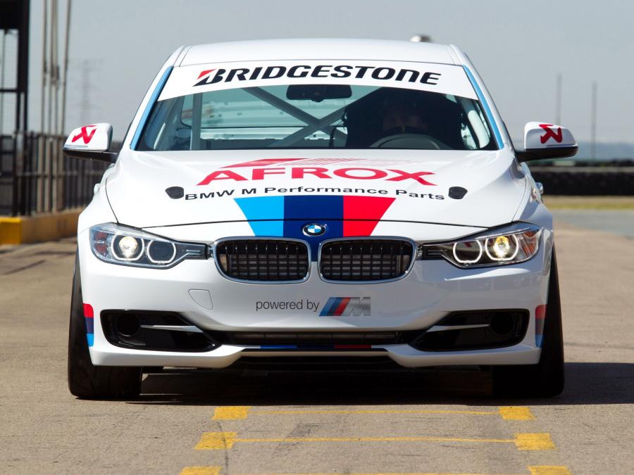  BMW 3-Series Race Car 2012 года  (фото 12 из 18)